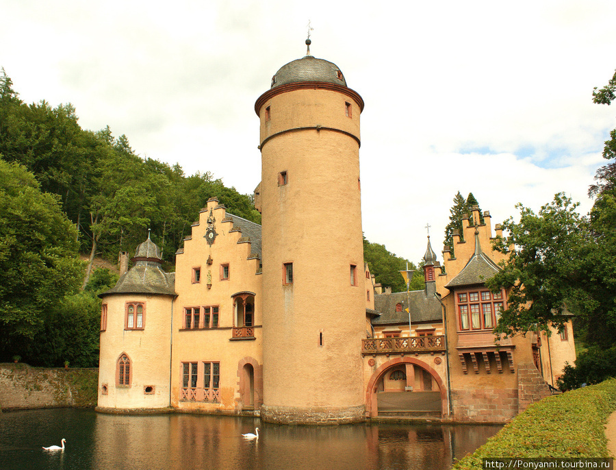 Сказка замка Меспельбрунн. Земля Бавария, Германия