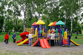 Детская площадка в парке Воробьева.