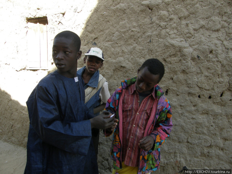 Жители славного города Тимбухту Тимбукту, Мали