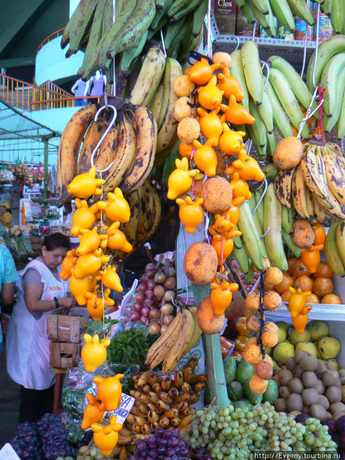 Овощной(Фруктовый) рынок в Лиме. Колумбия