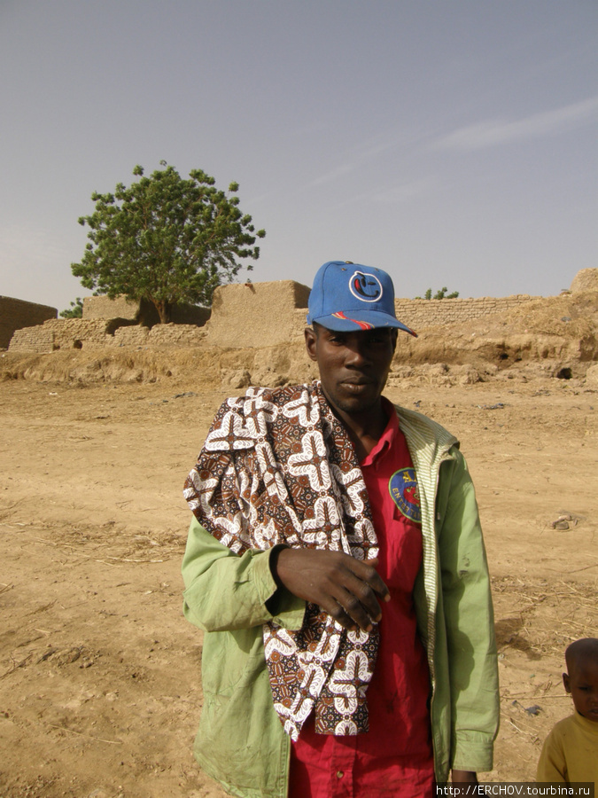 Африканская бабочка и её жители. 16. Как я подарил рубаху Мопти, Мали