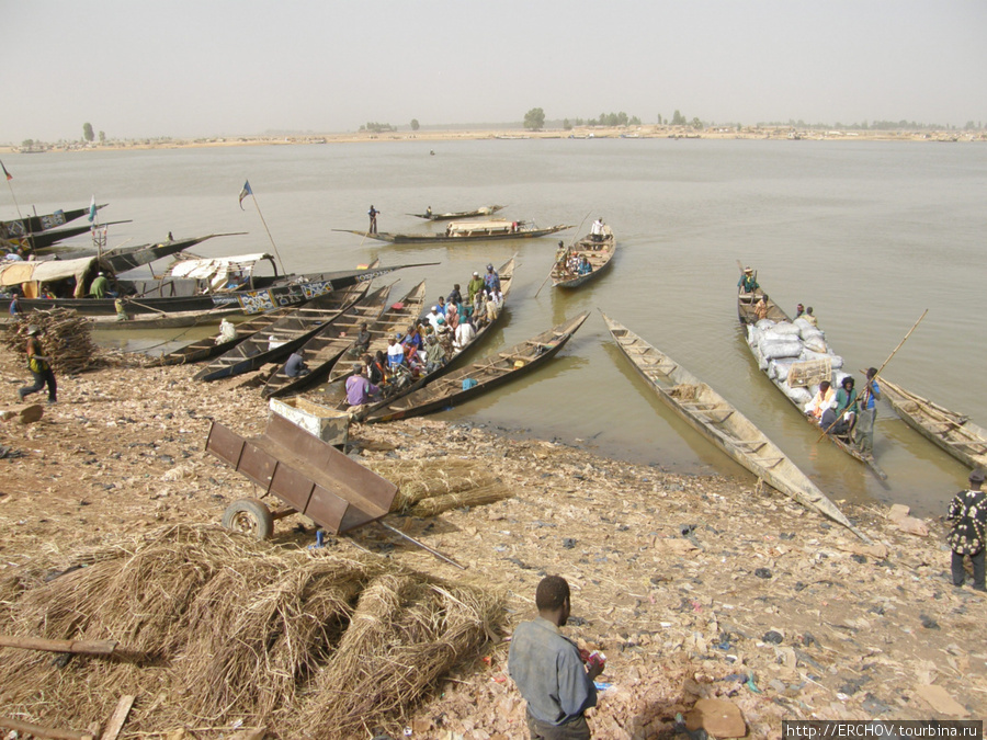 Городской порт Мопти, Мали