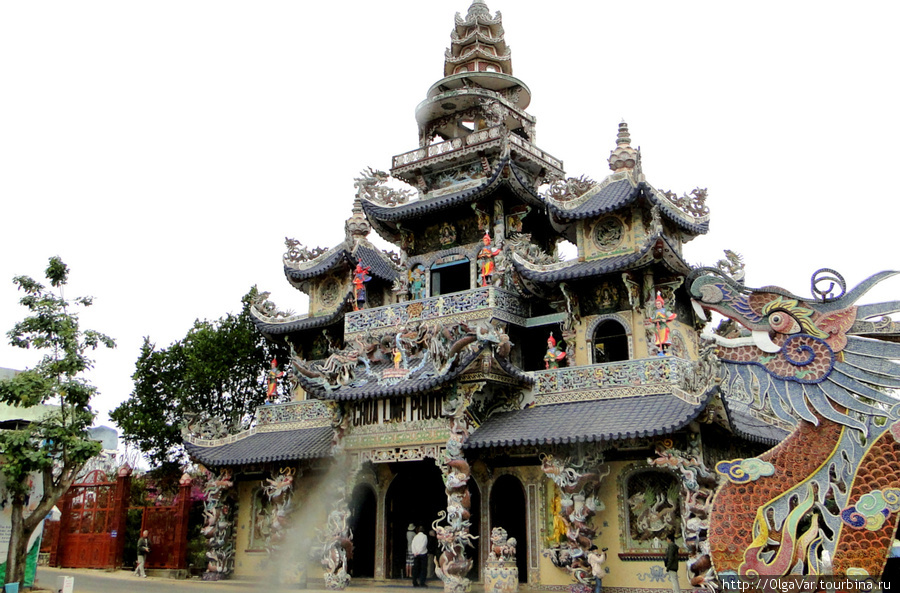 Пагода Линьфуок Далат, Вьетнам