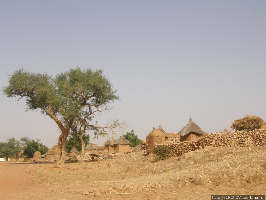 Догонская деревня. Область Мопти, Мали
