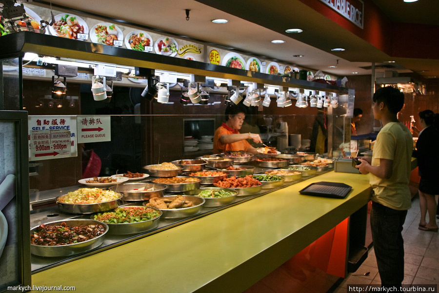 Буквально на каждом шагу вас поджидает огромный выбор блюд на любой вкус. Сингапур (город-государство)