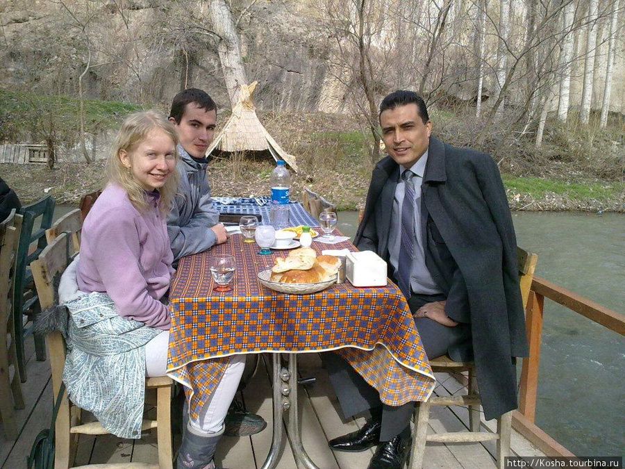 турок, накормивший нас до отвала Невшехир, Турция