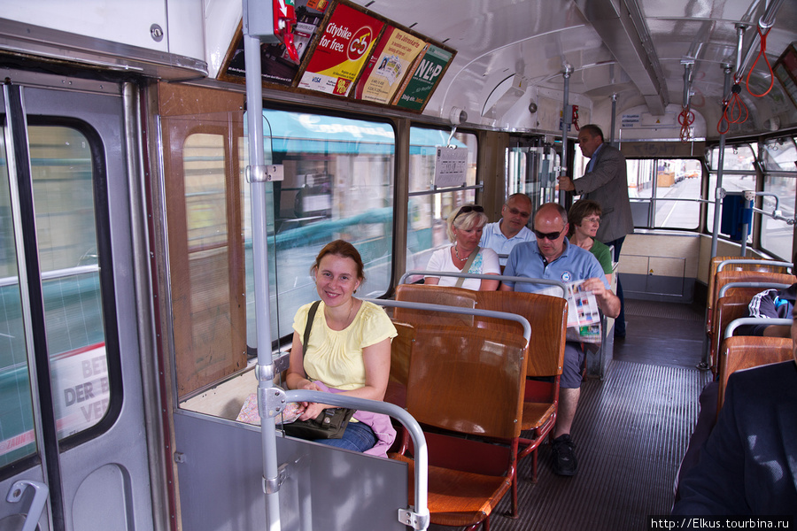 Венский трамвай- узкий и быстрый Вена, Австрия