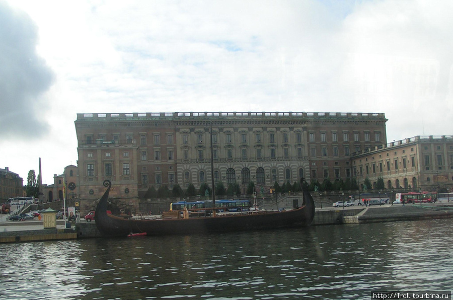 Королевский дворец, вид в фас Стокгольм, Швеция