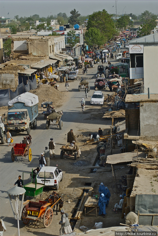 Торговля основное занятие мужской части населения. Афганистан