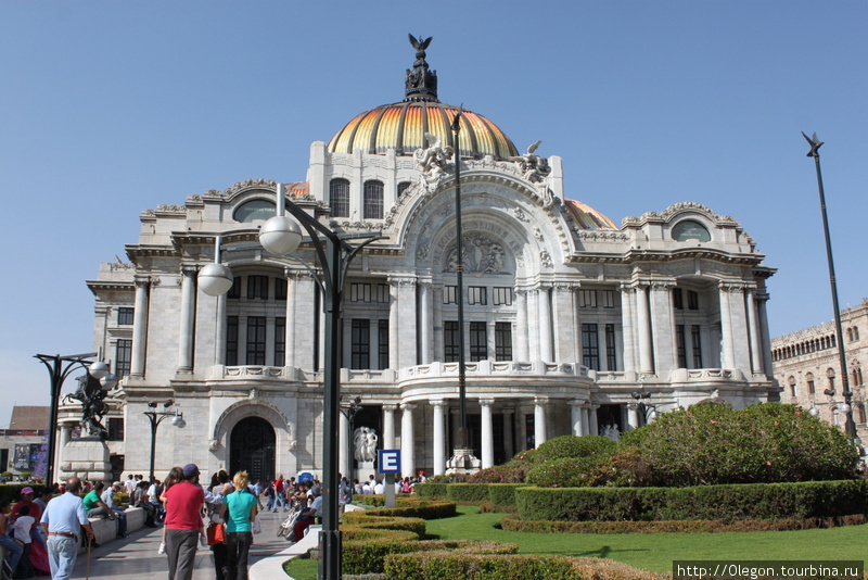 Дворец изящных искусств Мехико, Мексика