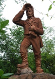 Давид Ливингстон (англ. David Livingstone) (19 марта 1813 — 1 мая 1873) — шотландский миссионер, выдающийся исследователь Африки.  
Памятник около водопада Виктория (Замбия).