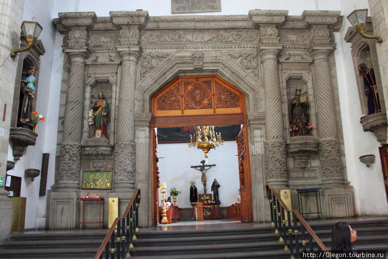 Храм Сан-Франциско Мехико, Мексика