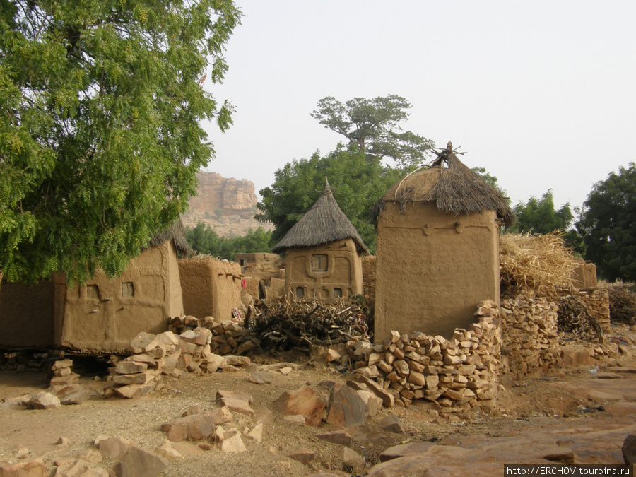 Деревня Санхо и её жители Область Мопти, Мали