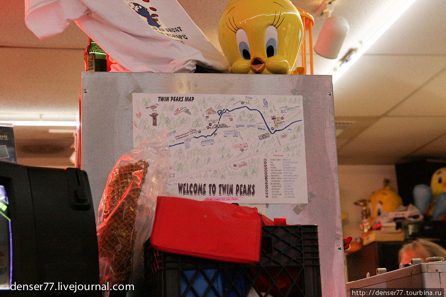 Хотя город Twin Peaks — вымышленный, какой-то ребенок нарисовал его карту. Норт-Бенд, CША