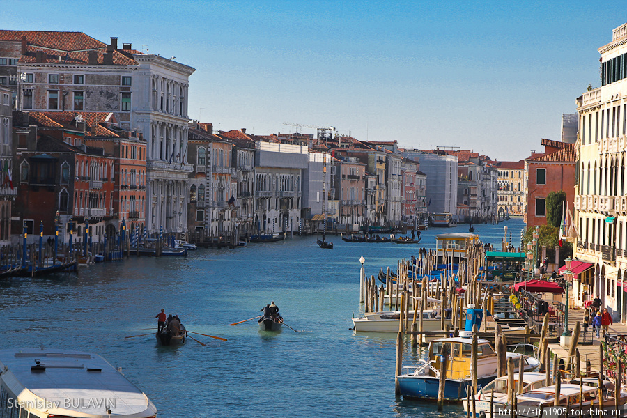 Классический вид на Большой канал с моста Риальто Венеция, Италия