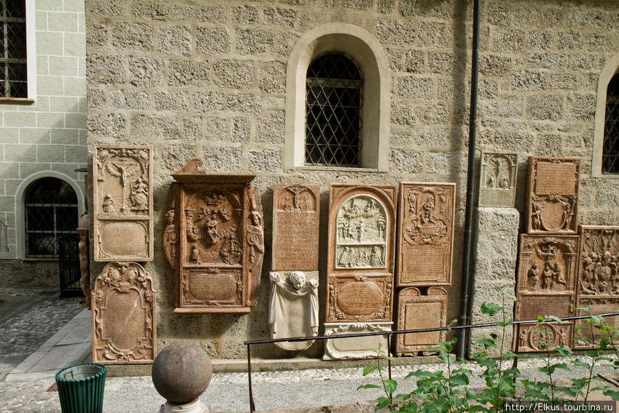 Кладбище при аббатстве  святого Петра Зальцбург, Австрия