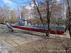 Памятник подводной лодке установлен в 2006 году к 100-летию подводного флота России. Расположен в парке на берегу залива р. Кубань.