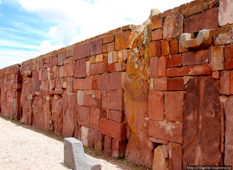 Древний город из легенд Тиауанако, Боливия