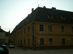 здание первой румынской школы