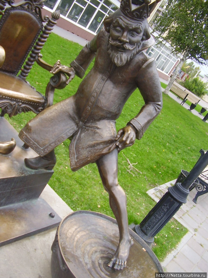 Памятник Ершову и его сказочным героям Тобольск, Россия