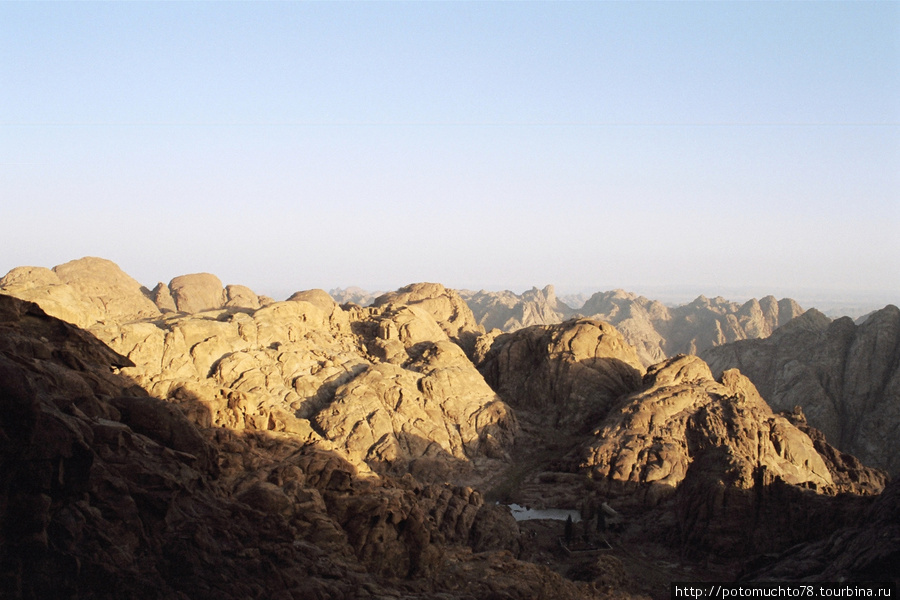Встреча рассвета на горе Моисея гора Синай (2285м), Египет