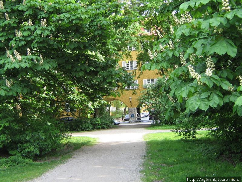 Город Солнца - Борстай на Дахауерштрассе Мюнхен, Германия