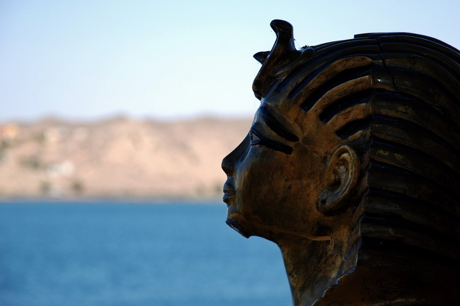 Солнце, воздух и вода,  плюс  истории сполна Египет