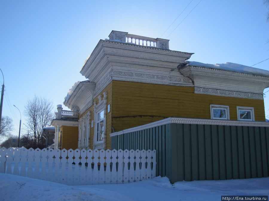 Вологодское кружево: деревянная и каменная застройка Вологда, Россия