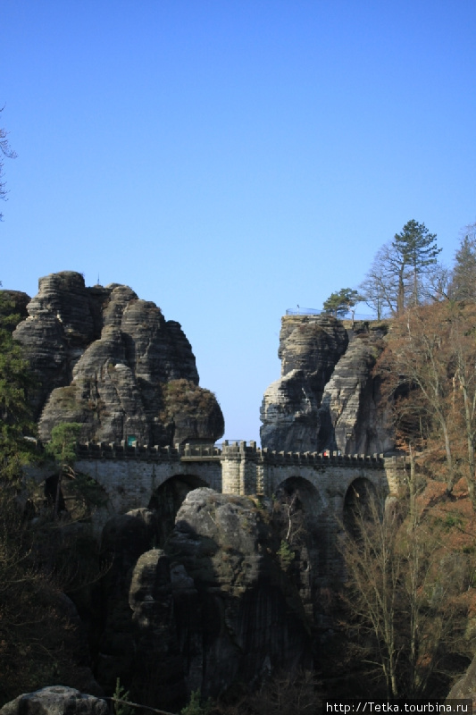 Старинный мост Земля Саксония, Германия