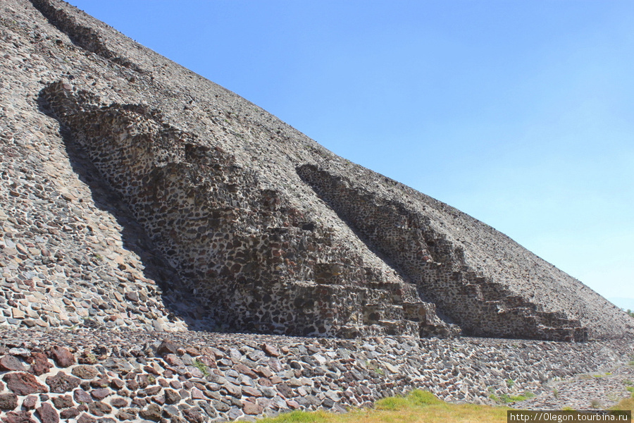 Пирамида солнца в Теотиуакане