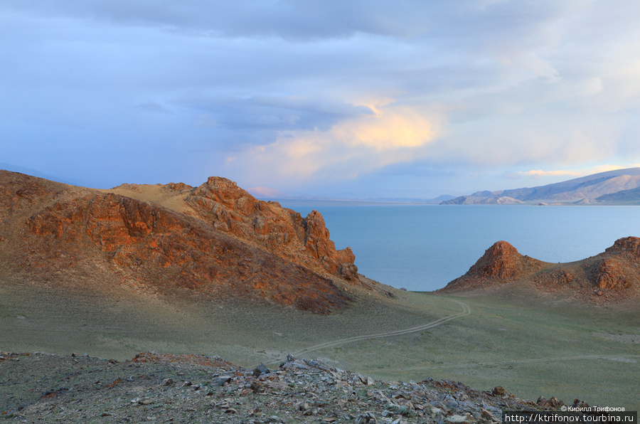 Озеро Толбо-нур Баян-Улэгэйский аймак, Монголия