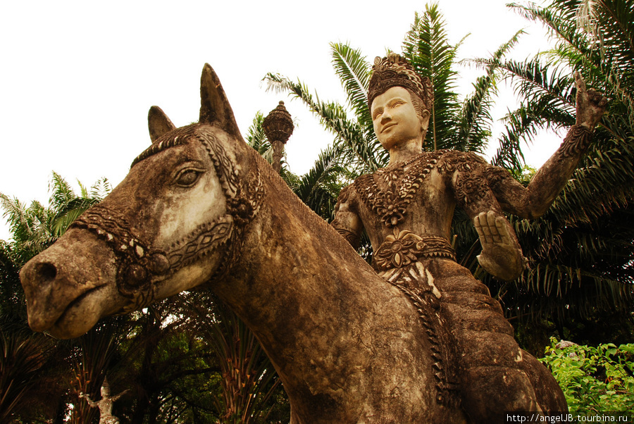 Будда-парк Лаос
