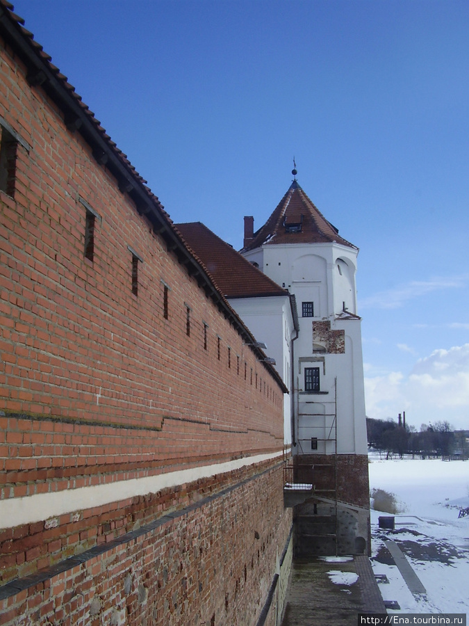 14.03.2010. Минск. Мир. Мирский замок. Вид из башни Минск, Беларусь