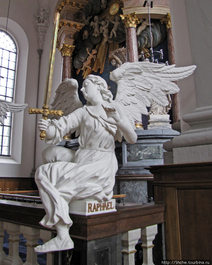 Voi Freisers Church — здесь обитают архангелы Копенгаген, Дания