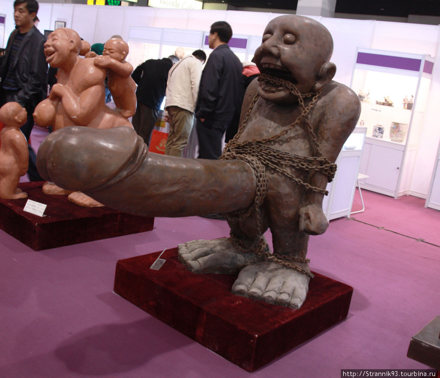 Шанхай — Выставка Игрушек Для Взрослых. Китай