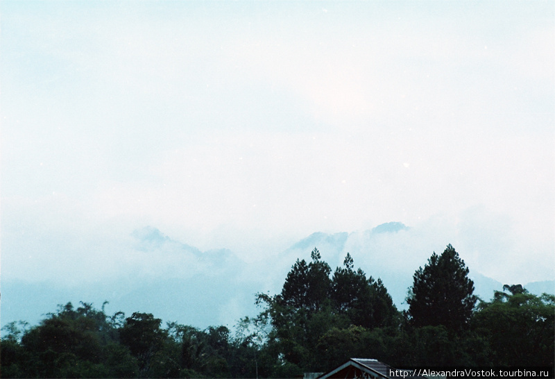 горы в облаках — мое любимое зрелище Суматра, Индонезия