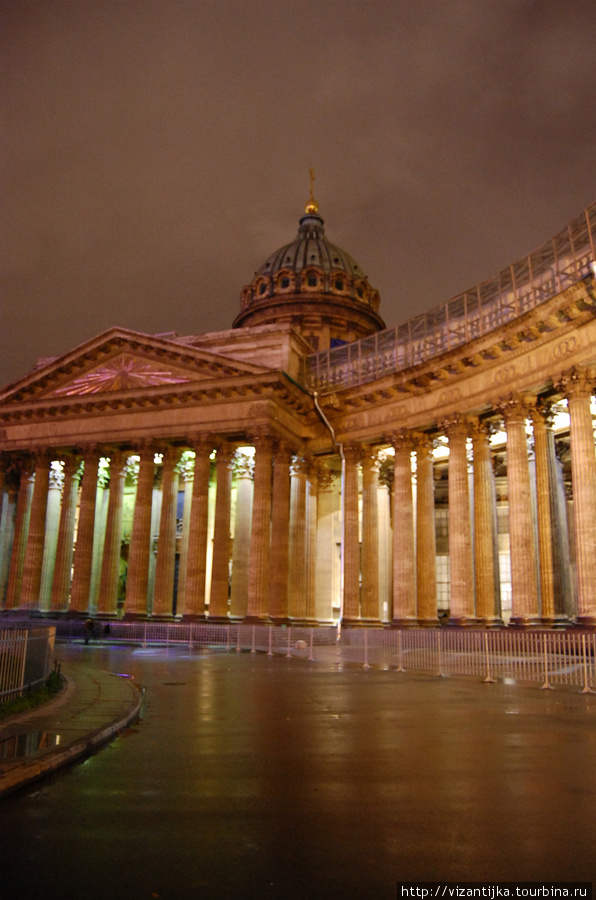 Три знаменитых собора Санкт-Петербурга в тёмное время суток Санкт-Петербург, Россия
