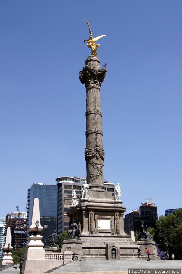 Колонна c ангелом независимости Мехико, Мексика
