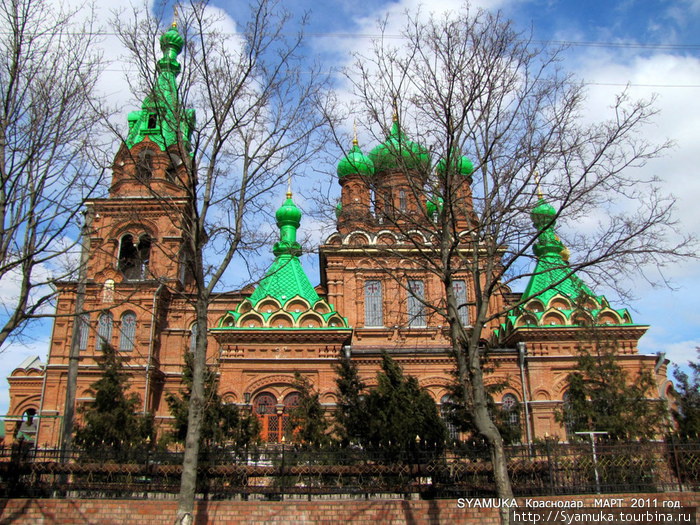 Храм построен в стиле русской архитектуры 17 века. Краснодар, Россия
