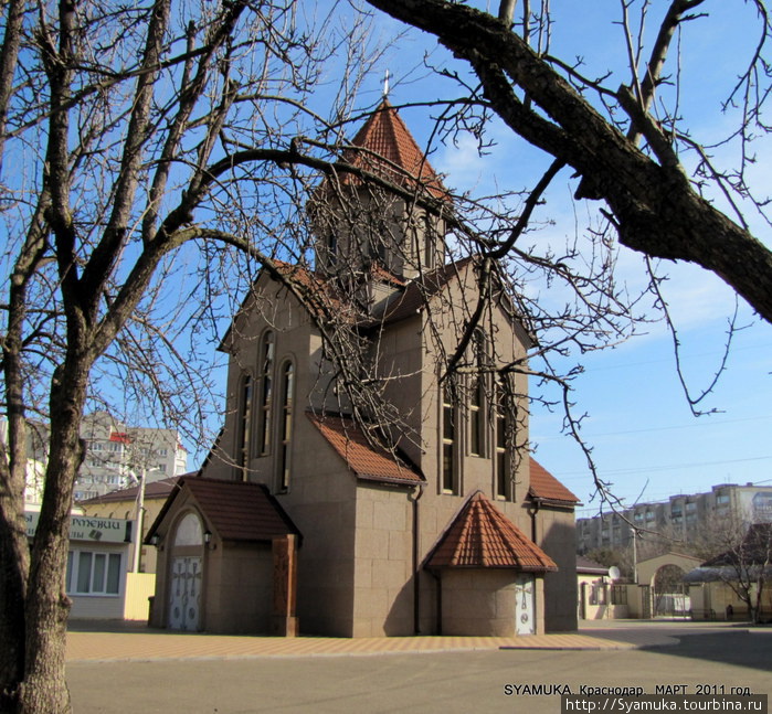 Армянская церковь. 1996 год. Краснодар, Россия