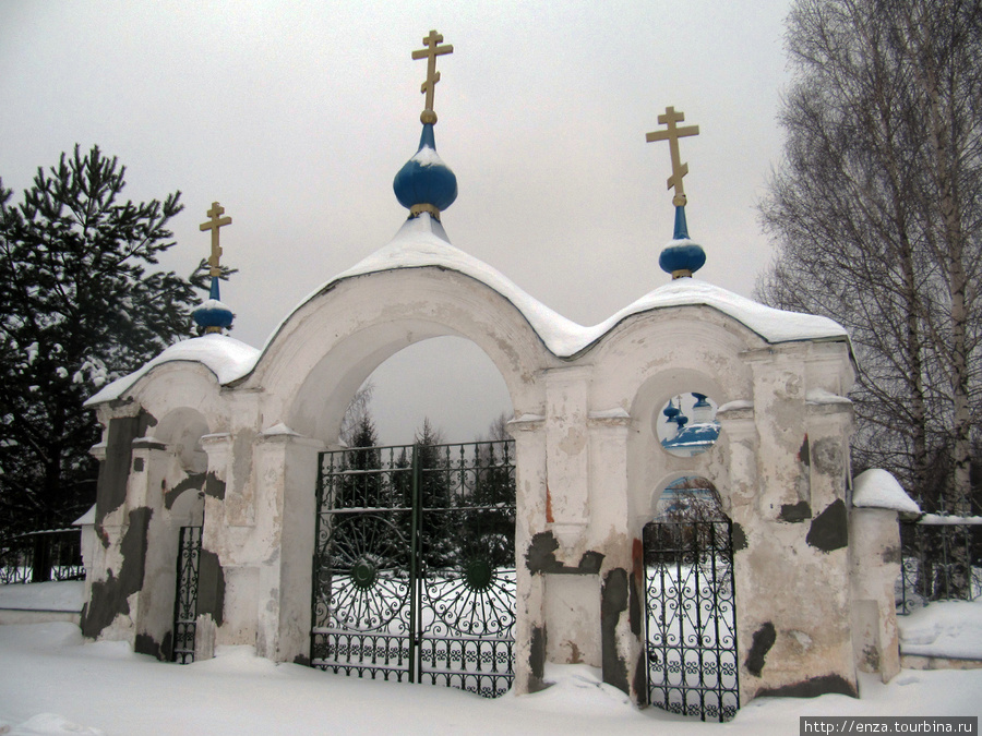 Бело-голубая классика - Церковь пророка Илии, село Селихово