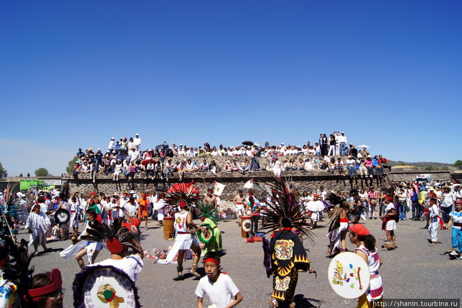 Люди становятся богами Теотиуакан пре-испанский город тольтеков, Мексика