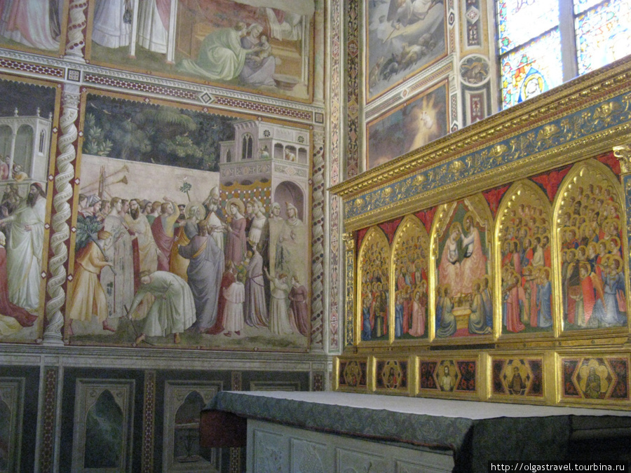 Отдать дань Уважения: Базилика Санта-Кроче. Флоренция, Италия