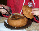 Знаменитый чешский капустный суп в хлебе