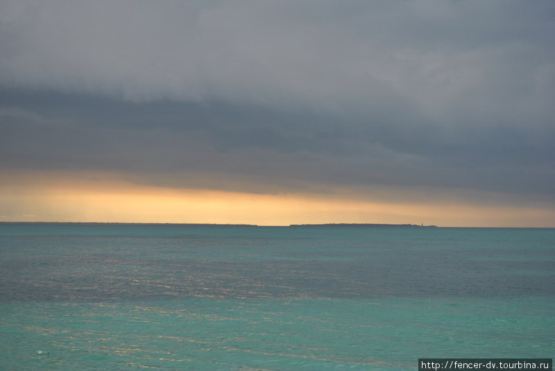 С закатом не повезло: небо было затянуто облаками Нунгви, Танзания