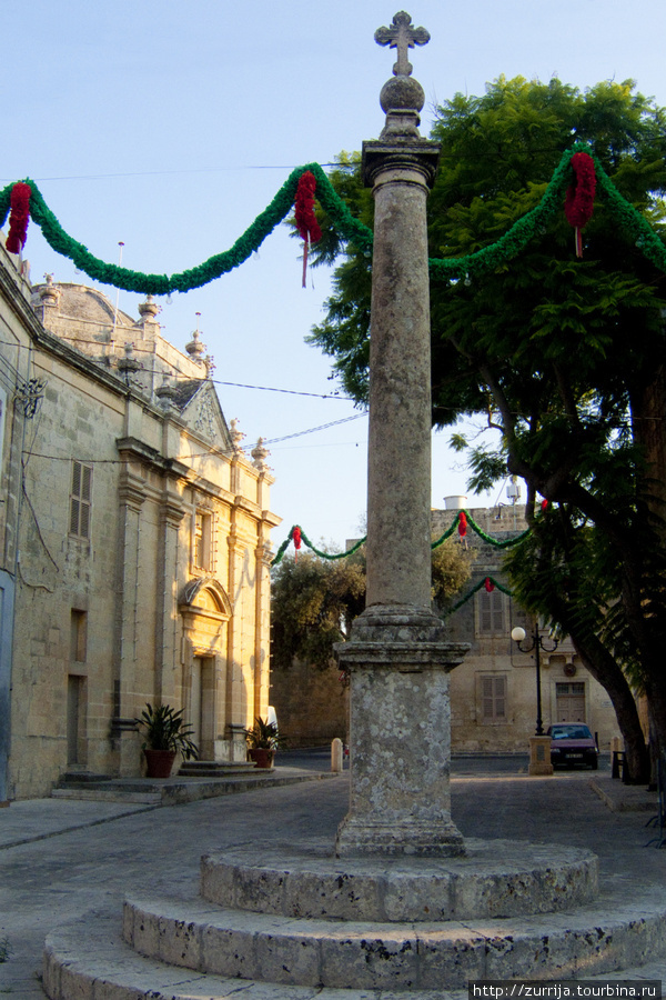 Крест Деймы и часовня Успения Богоматери (Сафи, Мальта) Сафи, Мальта