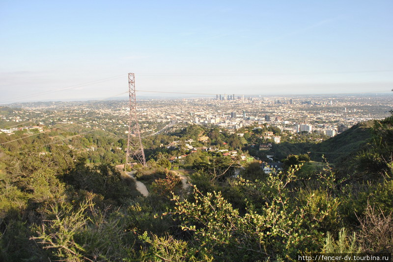 Лос-Анджелес с высоты окрестных холмов Лос-Анжелес, CША
