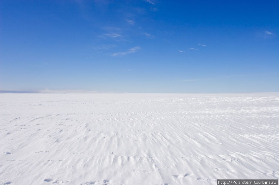 Вот она, Антарктида.....бескрайние белоснежные просторы! Антарктическая станция Неймайер III (Германия), Антарктида