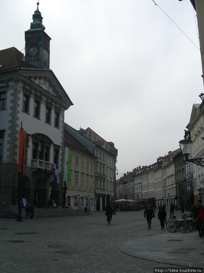 Городская площадь / Mestni trg