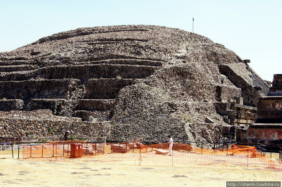 Крепость Теотиуакан пре-испанский город тольтеков, Мексика